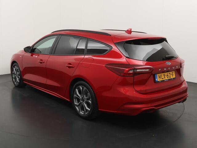 Ford FOCUS Wagon 125pk EcoBoost Hybrid ST Line | Winter Pack | Camera | Adapt. Cruise | Blis | All seasons | Apple Carplay/Android Auto |