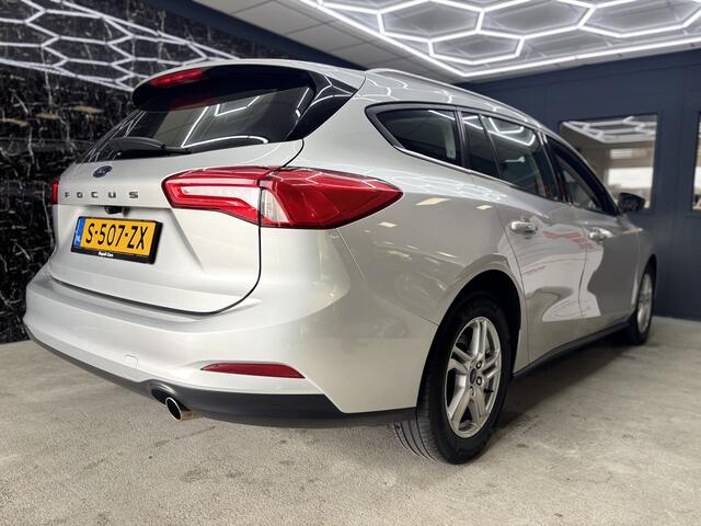 Ford FOCUS Wagon 1.0 EcoBoost Titanium Business