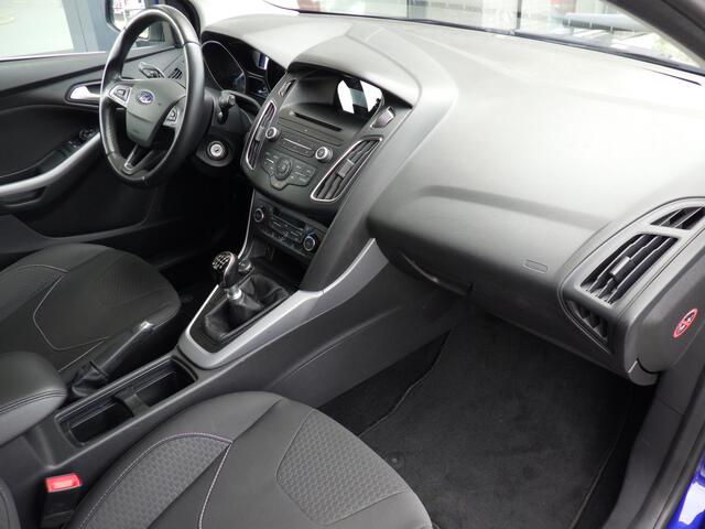 Ford FOCUS Wagon 1.0 EC Edition, Airco, Stoelverwarming!