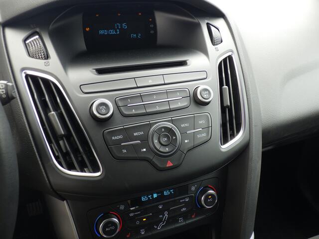 Ford FOCUS Wagon 1.0 EC Edition, Airco, Stoelverwarming!