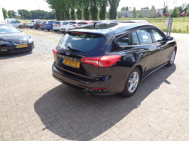 Ford FOCUS Wagon 1.0 EcoBoost Trend Edition Business Airco, Navigatie, Carplay, PDC v+a ,LM velgen