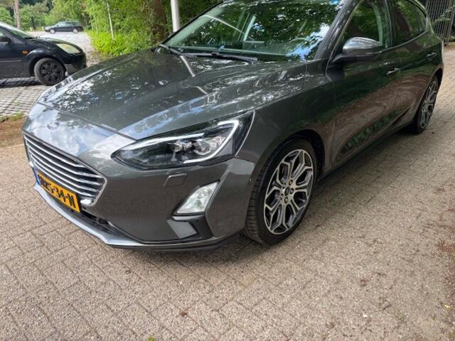 Ford FOCUS 1.0 TITANIUM**DAB//19inch//Carplay**