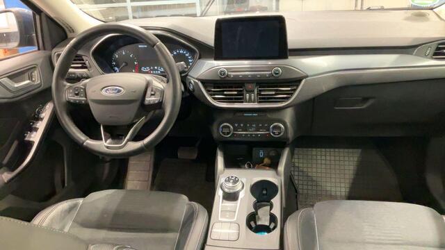 Ford FOCUS Wagon 2.0 EcoBlue Active Business 150pk | Panoramadak | Wegklapbare trekhaak | Adaptive cruise control | Bang&Olfusen | Head up Display | Full LED | 2 bandensets | 1.600kg trekgewicht