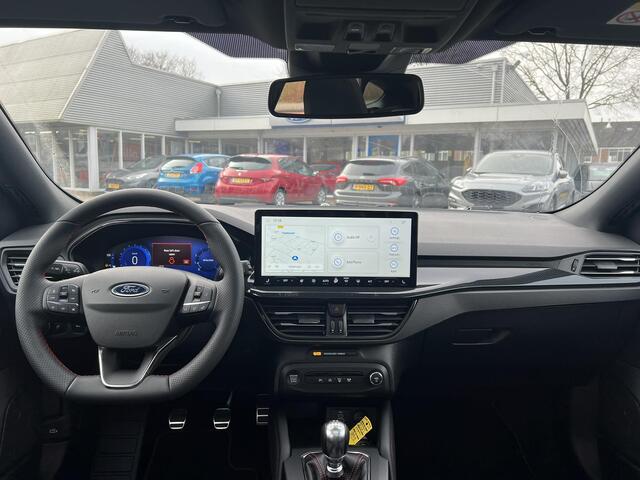 Ford FOCUS Wagon 1.0 EcoBoost Hybrid ST Line X 125pk | 18 Inch Lichtmetaal | Elektrische Achterklep | Panoramadak | Driver Assistance Pack | Winterpack | Matrix Led koplampen