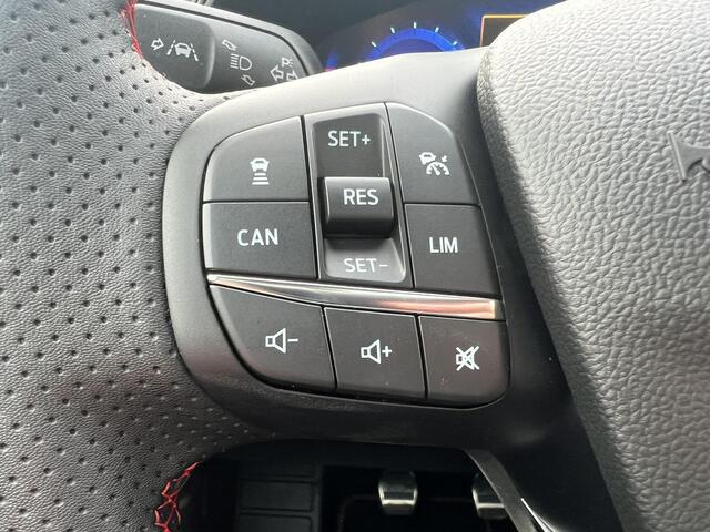 Ford FOCUS Wagon 1.0 EcoBoost Hybrid ST Line X 125pk | 18 Inch Lichtmetaal | Elektrische Achterklep | Panoramadak | Driver Assistance Pack | Winterpack | Matrix Led koplampen