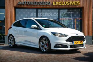 ford-focus-2.0-st-3-keyless-stuurve