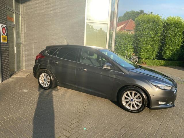 Ford FOCUS 1.0 Titanium