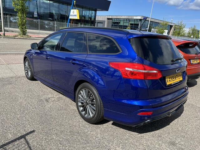 Ford FOCUS 1.0 ST-Line