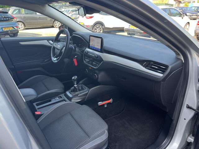 Ford FOCUS 1.0 EcoBoost Trend Edition Business Dealer Onderhouden