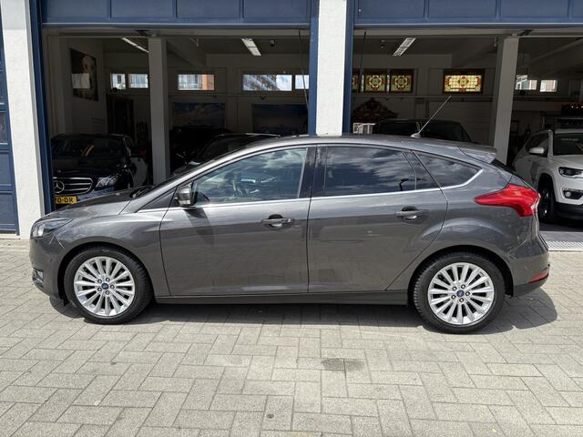 Ford FOCUS 1.5 Titanium NL AUTO/DEALER OND./NAVI/CAMERA/DAK