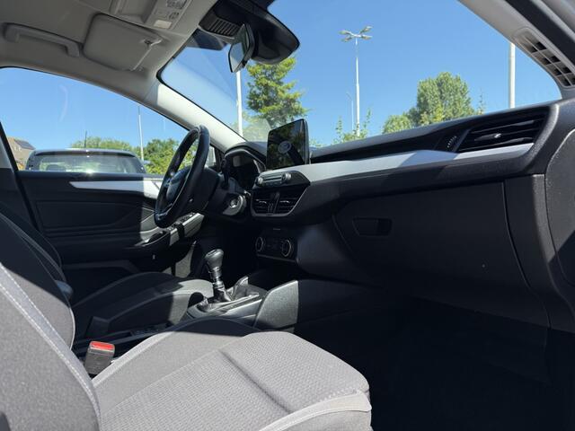 Ford FOCUS 1.0 EcoB. Tr Ed. bns