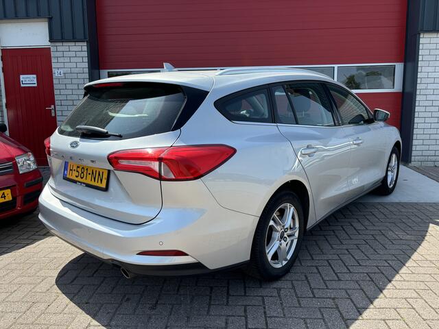 Ford FOCUS Wagon 1.0 EcoBoost Trend Edition Business FULL LED / KEYLESS / STOELVERW / STUURVERW / CARPLAY / DAB+ / NL-AUTO