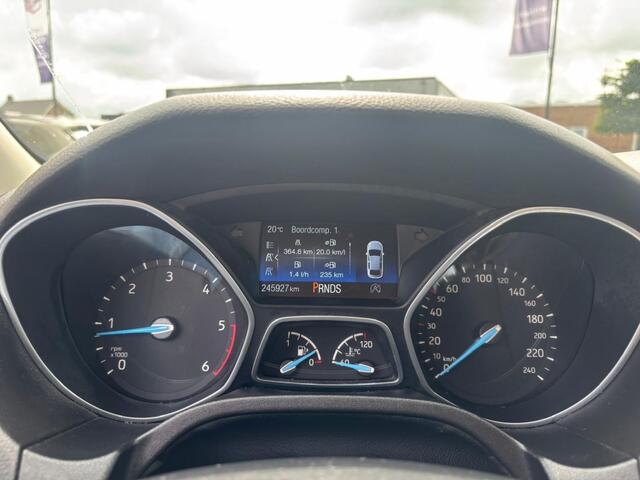 Ford FOCUS 1.5 TDCI Titanium Automaat Zwart 2017