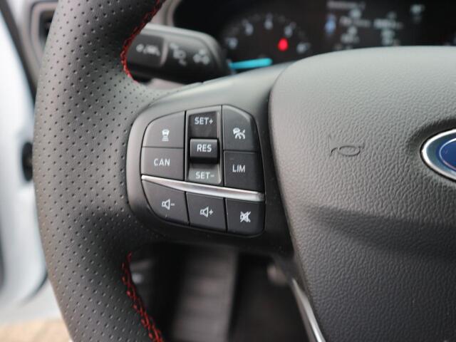 Ford FOCUS Wagon 1.0 EcoBoost Hybrid ST Line Business 125pk Met adaptieve Cruise Control, Camera, Winterpakket en BLIS