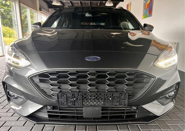 Ford FOCUS 1.0 EcoBoost Hybrid ST Line Winterpakket / Led Pakket / Cruise Control / Pano Dak