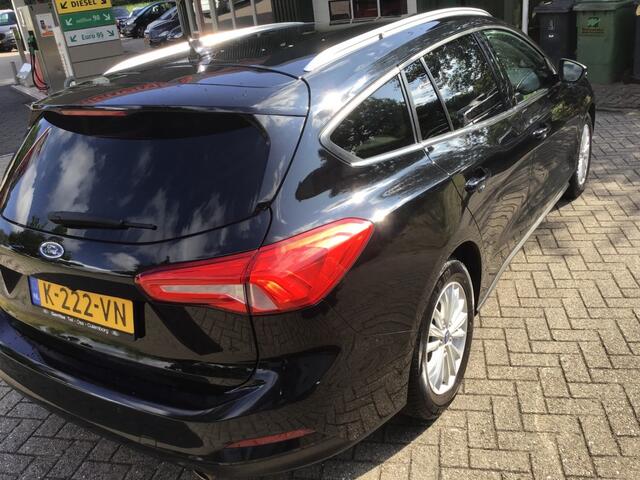 Ford FOCUS 1.0 ECOBOOST TITANIUM X BUSINESS