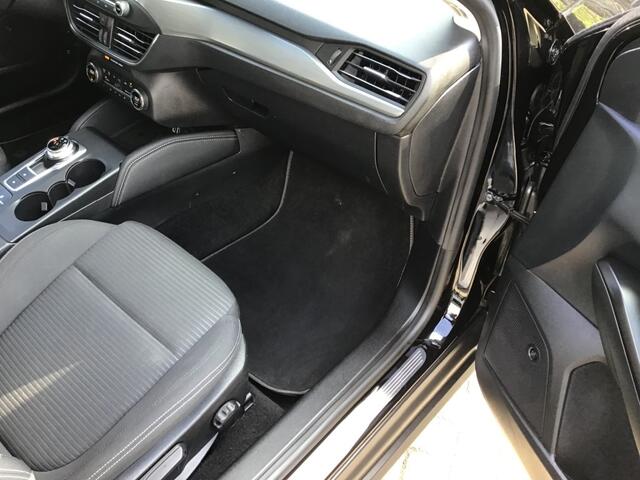 Ford FOCUS 1.0 ECOBOOST TITANIUM X BUSINESS