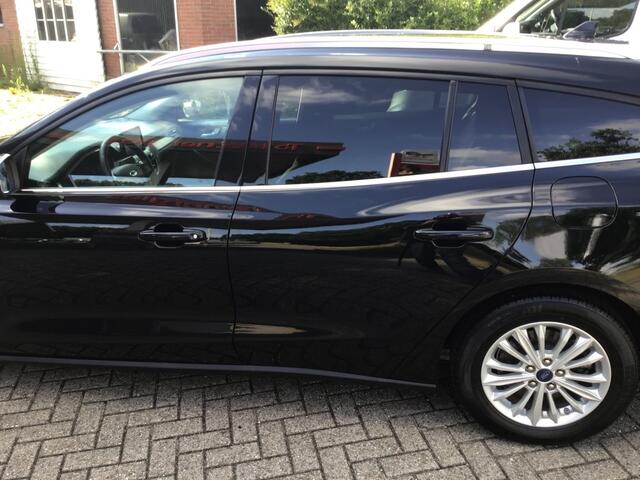 Ford FOCUS 1.0 ECOBOOST TITANIUM X BUSINESS