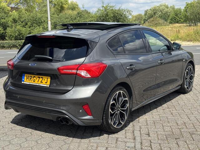 Ford FOCUS 1.0 EcoBoost Titanium X Business ST-LINE | PANO | NAVI | BOVAG!!