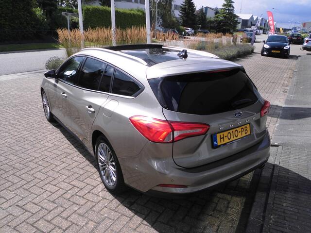 Ford FOCUS AUTOMAAT.bomvol opties pan.dak vol opties