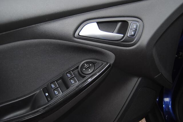 Ford FOCUS Wagon 1.0 Titanium