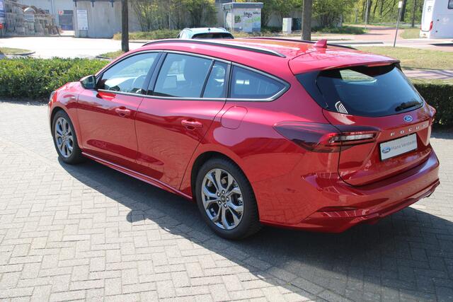 Ford FOCUS Wagon 1.0 EcoBoost 155 PK Hybrid AUTOMAAT ST- Line AFNEEMBARE TREKHAAK | WINTERPAKKET | NAVIGATIE |
