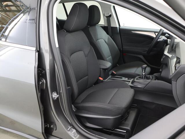 Ford FOCUS Wagon 1.0 EcoBoost Hybrid Titanium