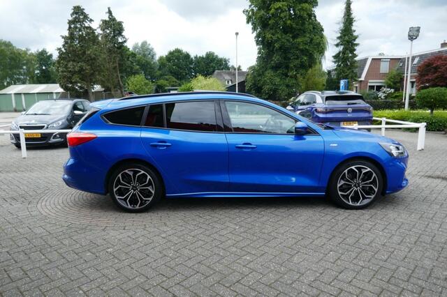 Ford FOCUS 1.0 ECOB. ST LINE BUSINESS 125pk PANODAK/WINTERPAKKET/CAMERA