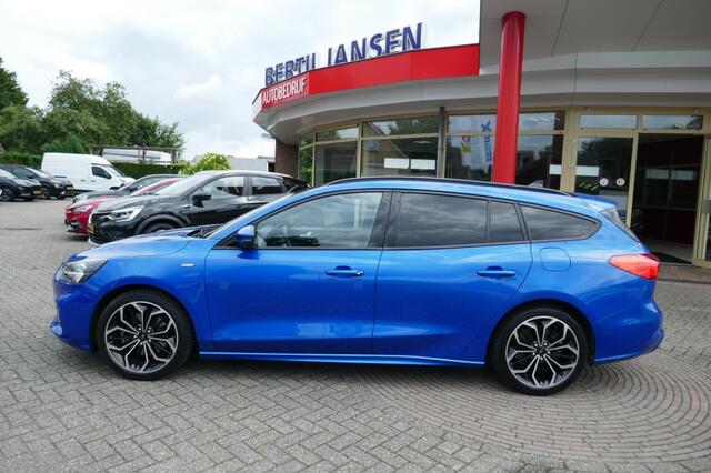 Ford FOCUS 1.0 ECOB. ST LINE BUSINESS 125pk PANODAK/WINTERPAKKET/CAMERA