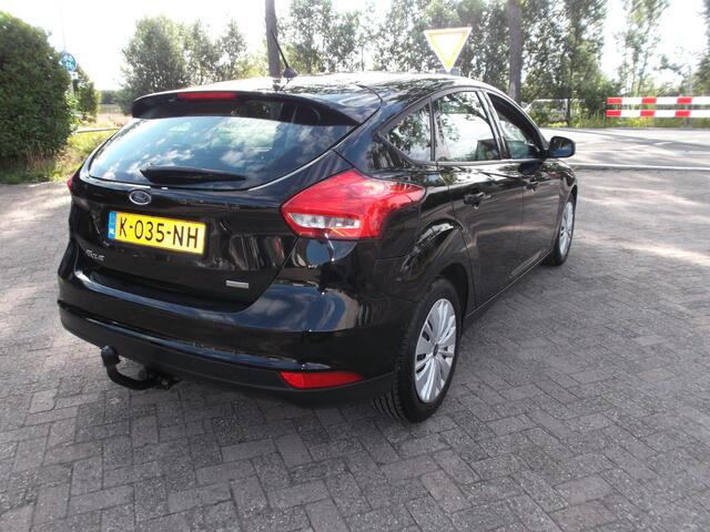 Ford FOCUS 1.0 Lease Edition airco