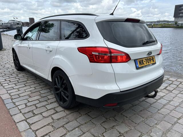 Ford FOCUS Wagon 1.0 Lease Edition navigatie airco/ecc nieuwstaat