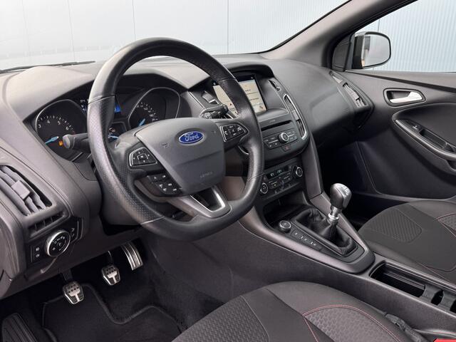 Ford FOCUS Wagon 1.5 Ecoboost 150pk ST-Line Navigatie/18inch.