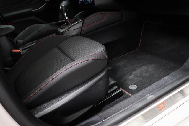 Ford FOCUS Wagon 1.0 EcoBoost Hybrid Active X Business | WINTER / AUDIO / TECHNOLOGY- PACK | DAB | APPLE | CAMERA