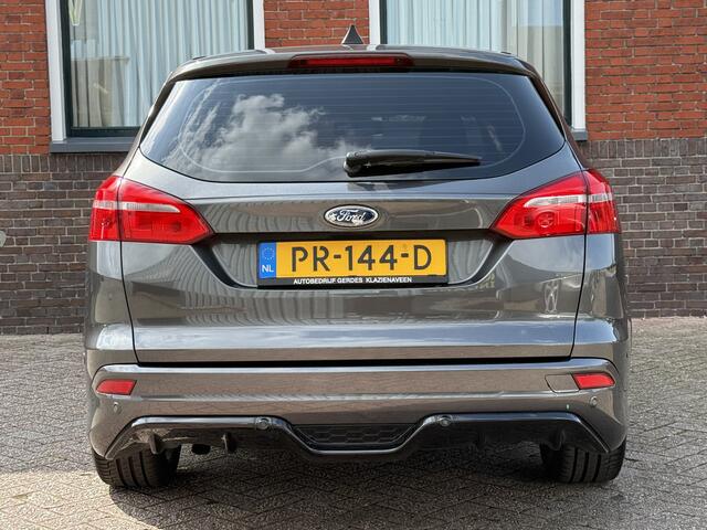 Ford FOCUS Wagon 1.0 ST-Line | NAVI | CARPLAY | PDC | CRUISE |