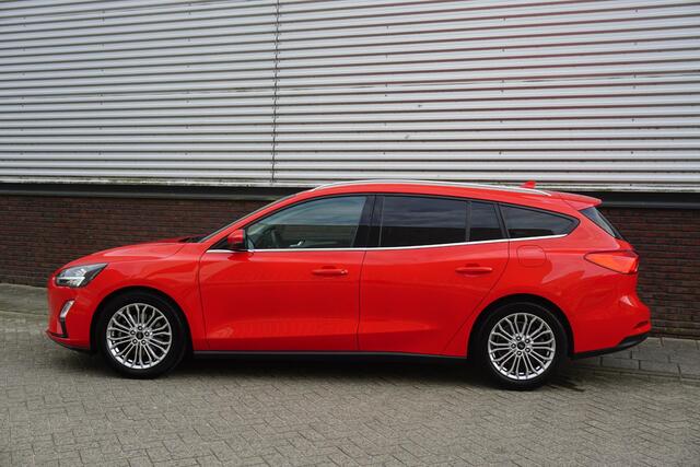 Ford FOCUS Wagon 1.0 EcoB.125PK Titanium Bus. DesignPack/17Inch. LED Koplampen.