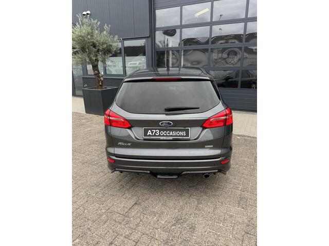 Ford FOCUS Wagon 1.5 ST-LINE ST-LINE