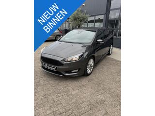 ford-focus-wagon-1.5-st-line-st-lin