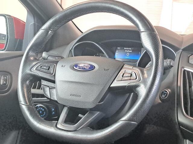 Ford FOCUS Wagon 1.0 ST-Line + NAVI