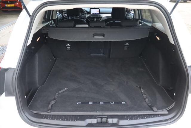 Ford FOCUS Wagon 1.0 EcoBoost Titanium Business NL-Auto!! Apple Car-Play I Climate