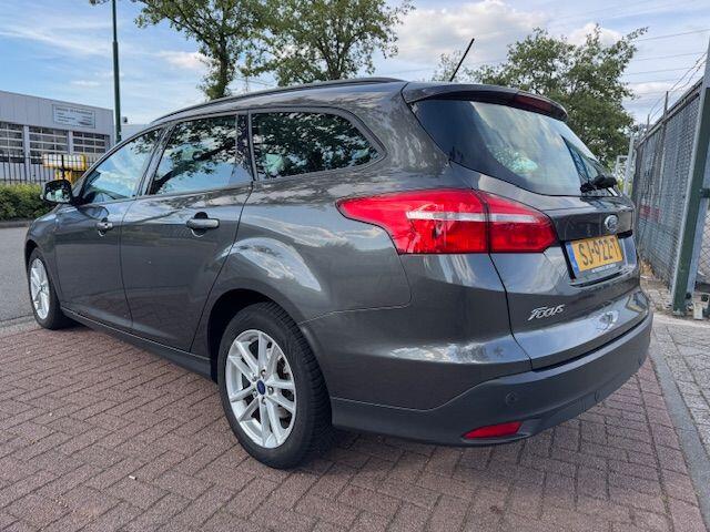 Ford FOCUS Wagon 1.0 Lease Edition Airco/ECC,Cruisecontrol,Navigatie