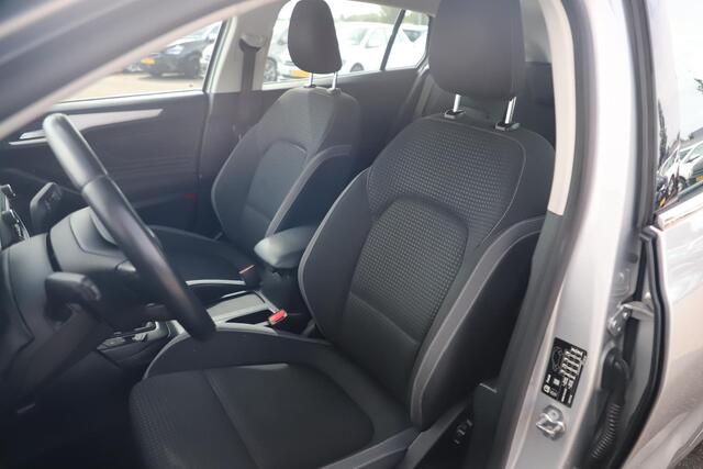 Ford FOCUS Wagon 1.0 EcoBoost Trend Edition Business 101PK Trekhaak Navigatie Carplay Android Airco Cruise Parkeersensor