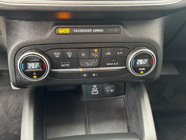 Ford FOCUS 1.0 EBH TITANIUM STYLE NAVI AIRCO/ECC PDC