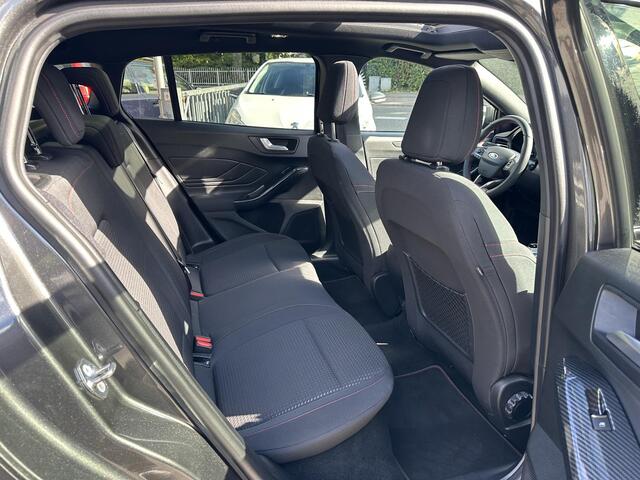 Ford FOCUS Wagon 1.5 EcoBoost Automaat ST Line X Business Panorama|Headup|Camera|Keyless|Rijstrook