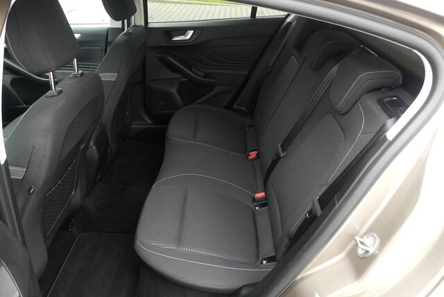 Ford FOCUS 1.0 EcoBoost Titanium X Business MATRIX, CRUISE, CLIMA, WINTER PACK, PDC V&A, NAVI, LANE ASSIST, 18.911KM