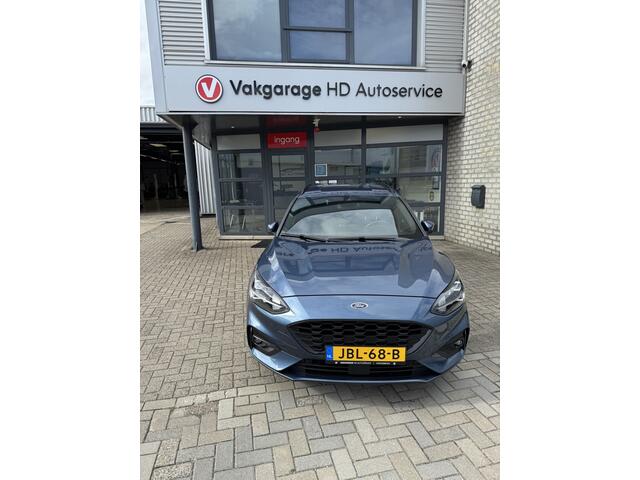 Ford FOCUS Wagon 1.0 EcoBoost Titanium Business