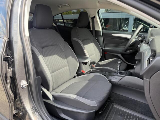 Ford FOCUS 1.0 EcoBoost Titanium Business Clima Cruise Navi