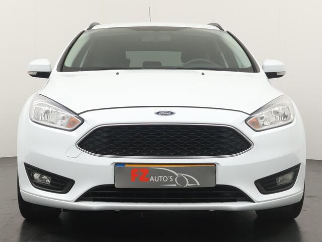 Ford FOCUS Wagon 1.0 Lease Edition - Navigatie - Airconditioning - Cruise Control
