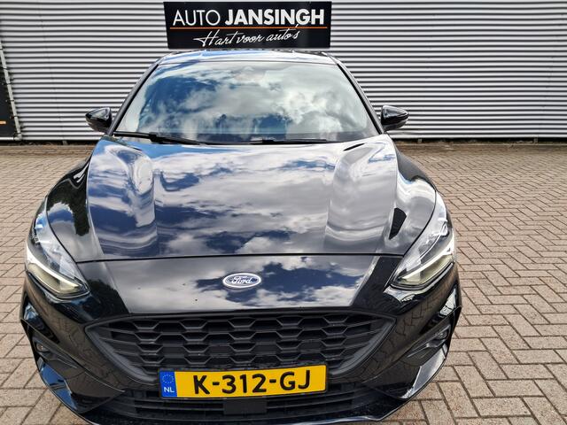 Ford FOCUS 1.0 EcoBoost ST Line Business | Clima | Navigatie | Camera | LM Velgen | Keyless entry en start | Privacy glas | RIJKLAARPRIJS INCL 12 MAANDEN GARANTIE EN BEURT