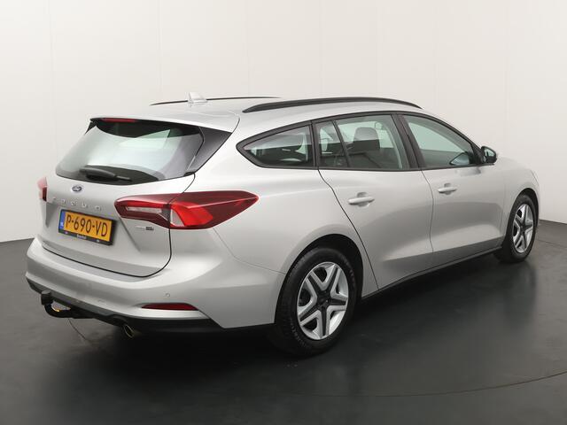 Ford FOCUS Wagon EcoBoost Hybrid 125pk Connected AGR | Trekhaak | Airco | Cruise | Led | Apple Carplay | Android Auto |