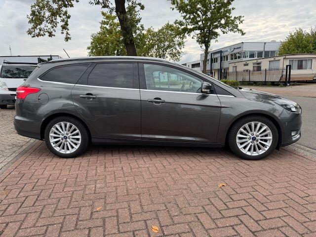 Ford FOCUS Wagon 1.0 125pk Titanium 162.000km Airco/ECC,Cruisecontrol,Navigatie